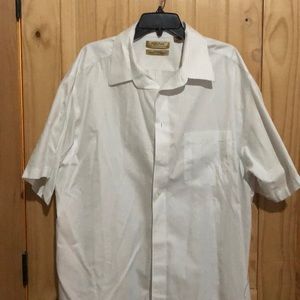 Roundtree Yorke Gold Label Short Sleeve Button